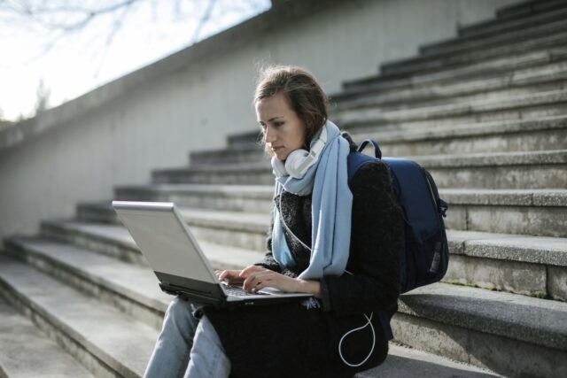 How To Set Up And Customize Your Blog